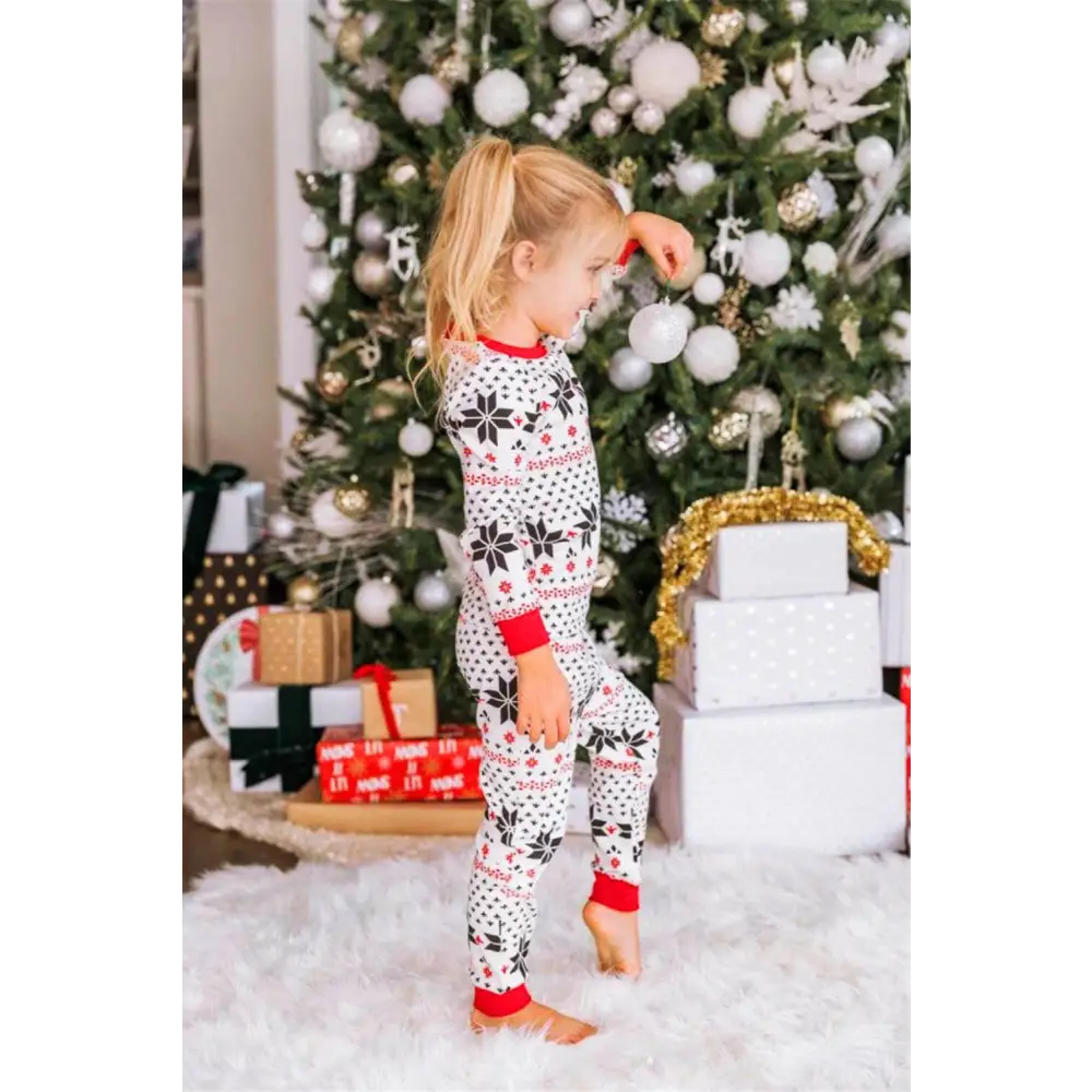 Luxurious snowflake pattern set in timeless designer clothing $22 children’s collection