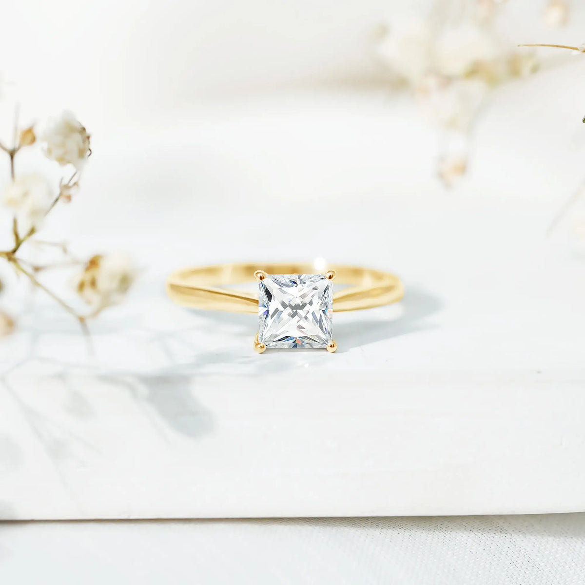 Solitaire 1 Carat Princess Cut Lab Grown Diamond Engagement Ring with IGI Certificate