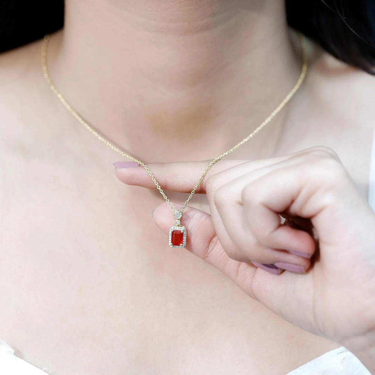 Vintage Style 1 Carat Emerald Cut Fire Opal Necklace with Diamond