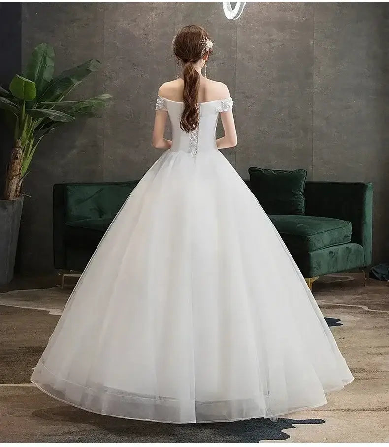 Wedding Dress 2024 white off the shoulder ball gown with lace up back in tulle and voile fabric, vintage style