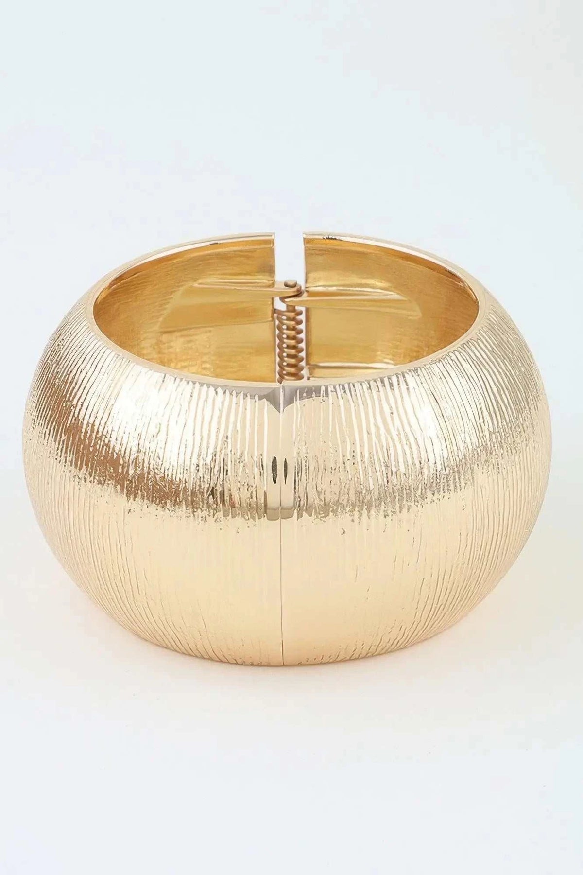 Women's Bracelet Cuff Dome BYMANYC ® New York MADISON ENGRAVED DOME - New Collection