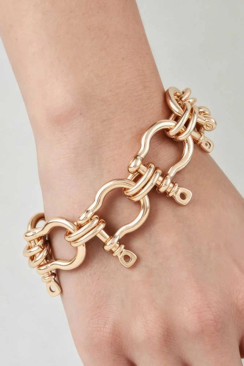 Women's Bracelet Link Horseshoe BYMANYC ® New York HUDSON HORSESHOE - New Collection - Maven Couture IncJEWERLY