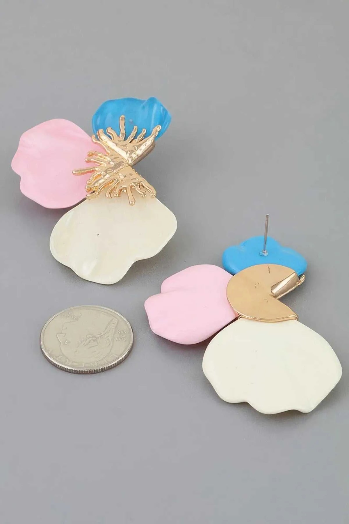 Women's Earrings Studs Floral BYMANYC ® New York HAMPTONS SCALE FLOWER - New Collection
