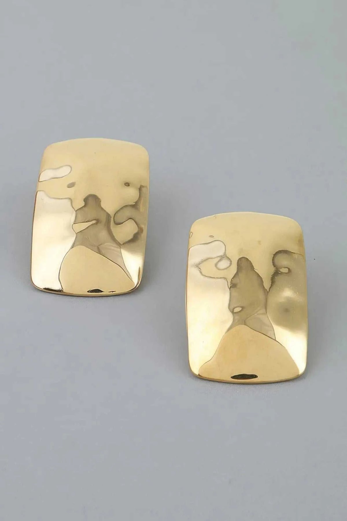 Women's Hammered Cubic Frame Stud Earrings BYMANYC ® New York CONTEMPORARY VIBRANT MODERN FASHION - New Collection