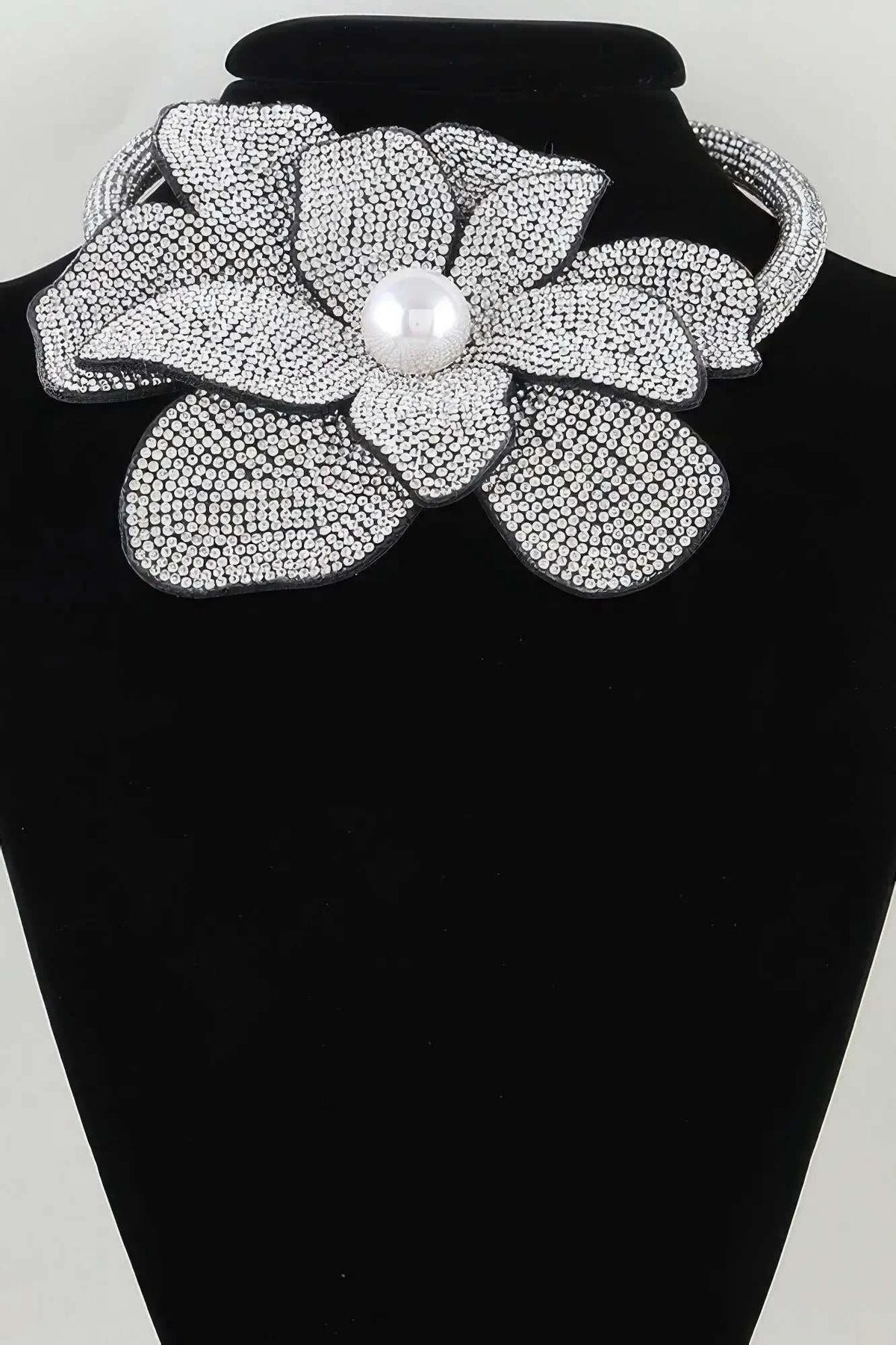 Women's Necklace Choker Floral BYMANYC ® New York SOHO BEJEWELED BLOOM - New Collection