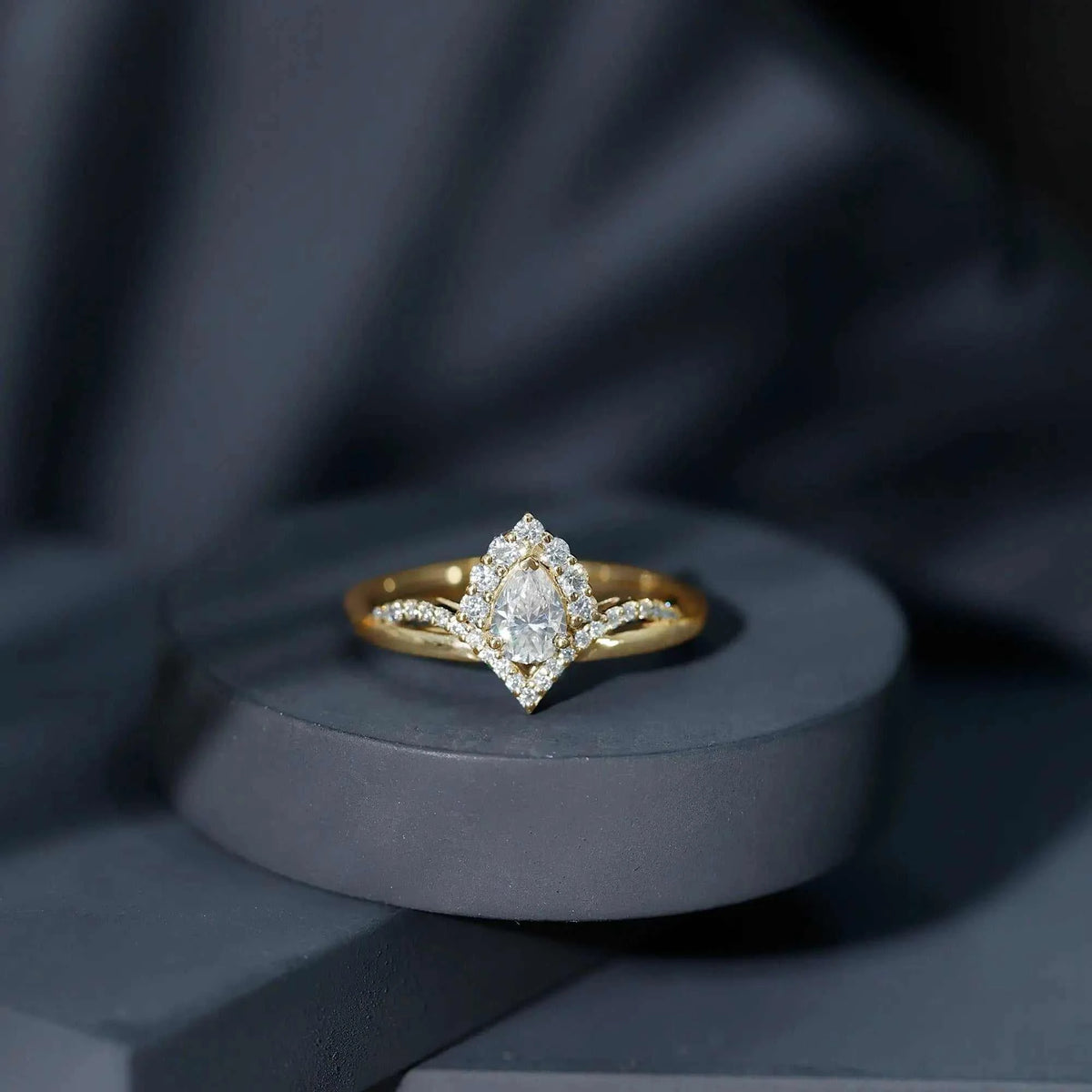 Women's Pear Shaped Moissanite Designer Engagement Ring in Silver