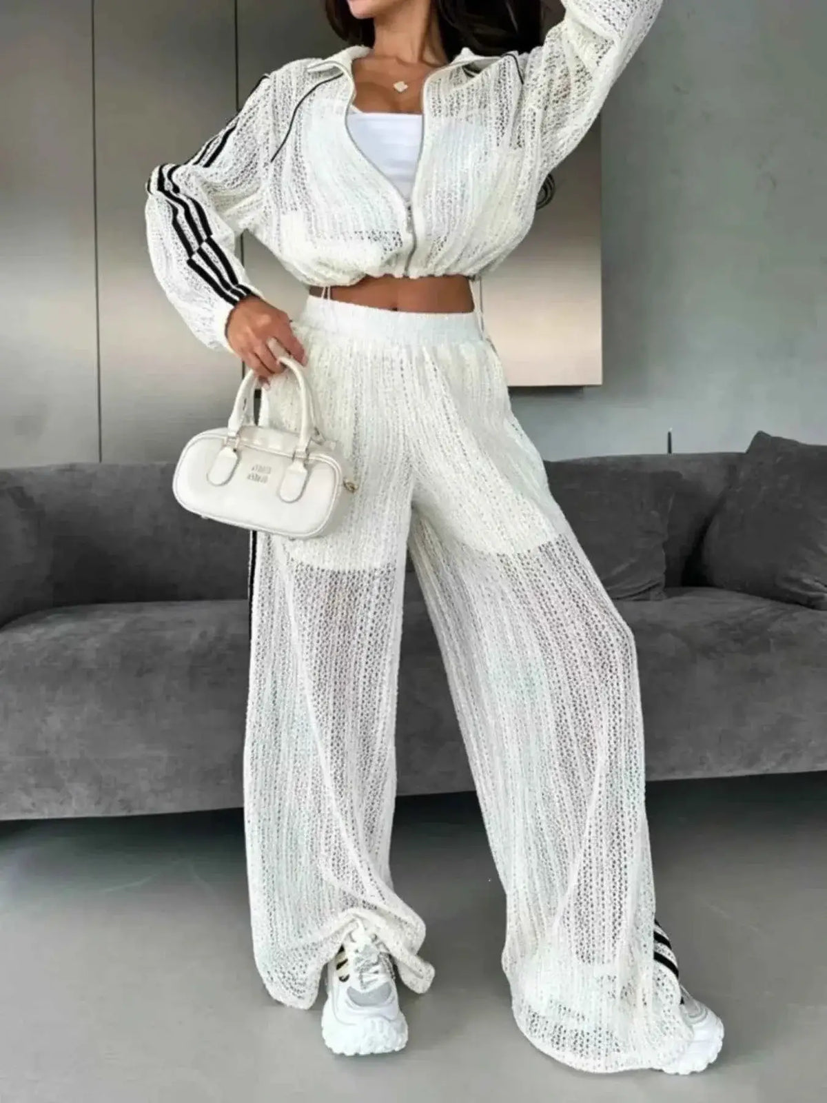 Women's Side Stripes Zip Up Top and Pants Set - Two-Piece Tracksuit