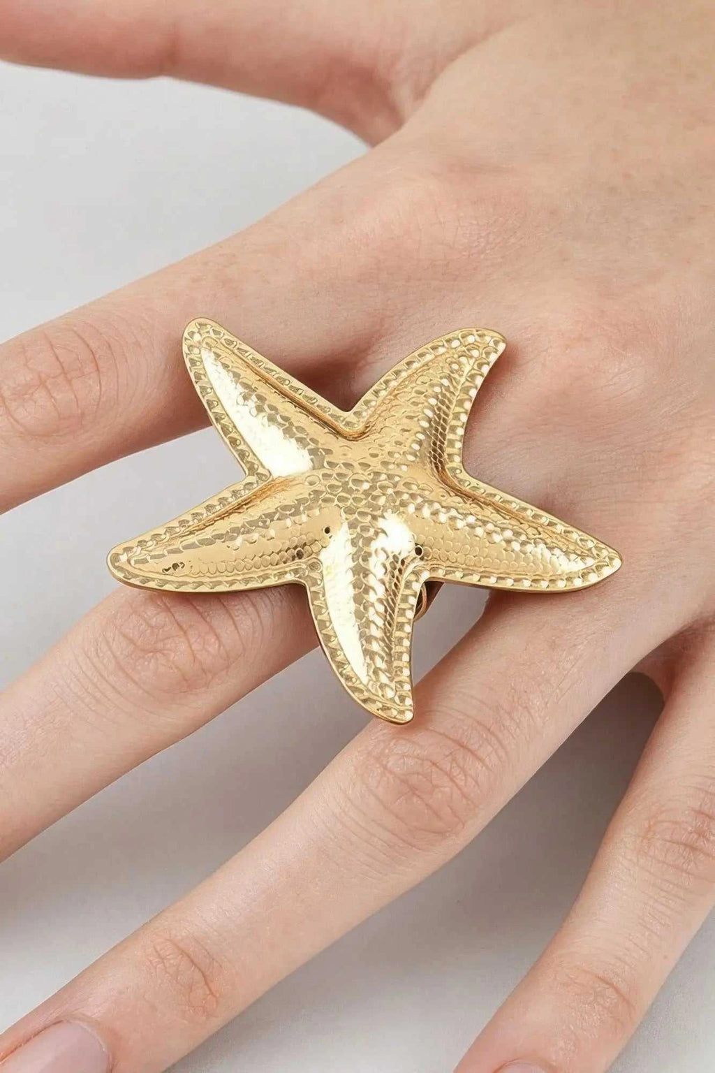 Women's Statement Ring Hammered Scale Starfish BYMANYC ® New York TEXTURED OCEANIC CELESTIAL BAND - New Collection
