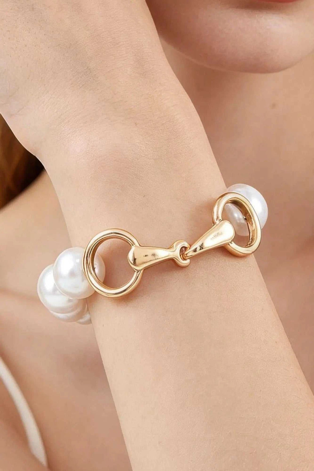 Women's Toggle Bracelet Pearl Beaded BYMANYC ® New York ELEGANT LUSTROUS BEADED PULSERA - New Collection