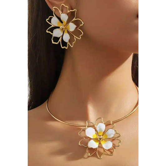 Elegant vintage flower earrings and choker for luxury fashion enthusiasts $15.87 alloy this exquisite jewelry set