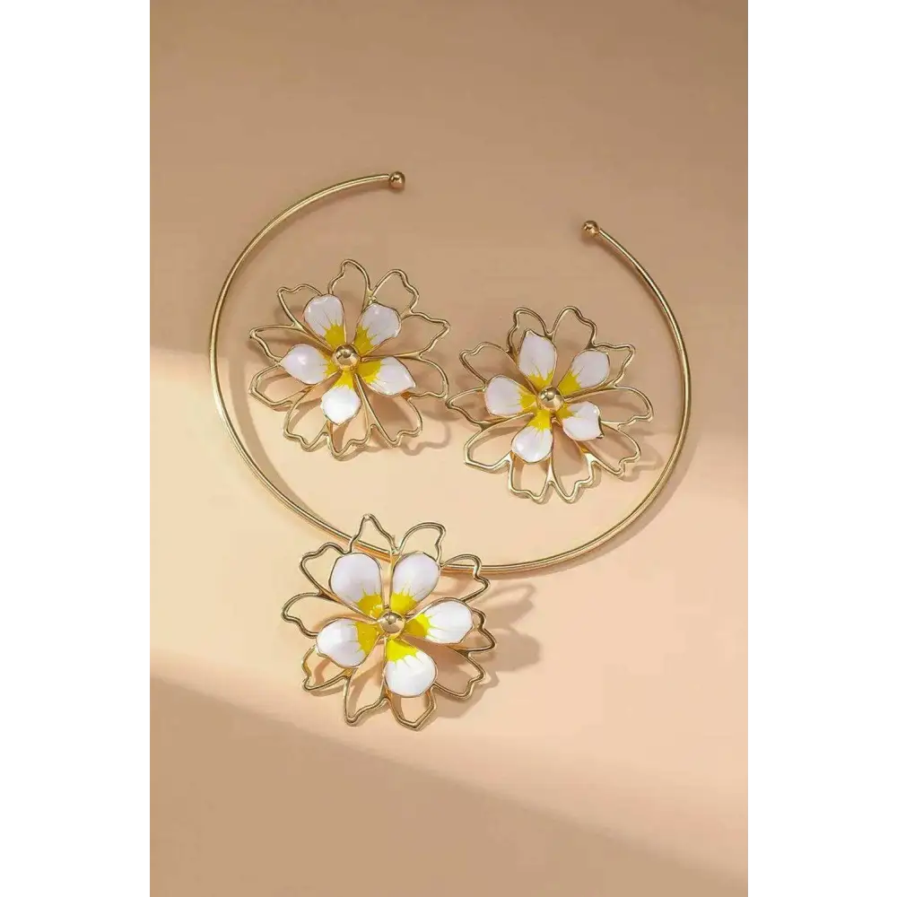 Elegant vintage flower earrings and choker for luxury fashion enthusiasts $15.87 alloy this exquisite jewelry set